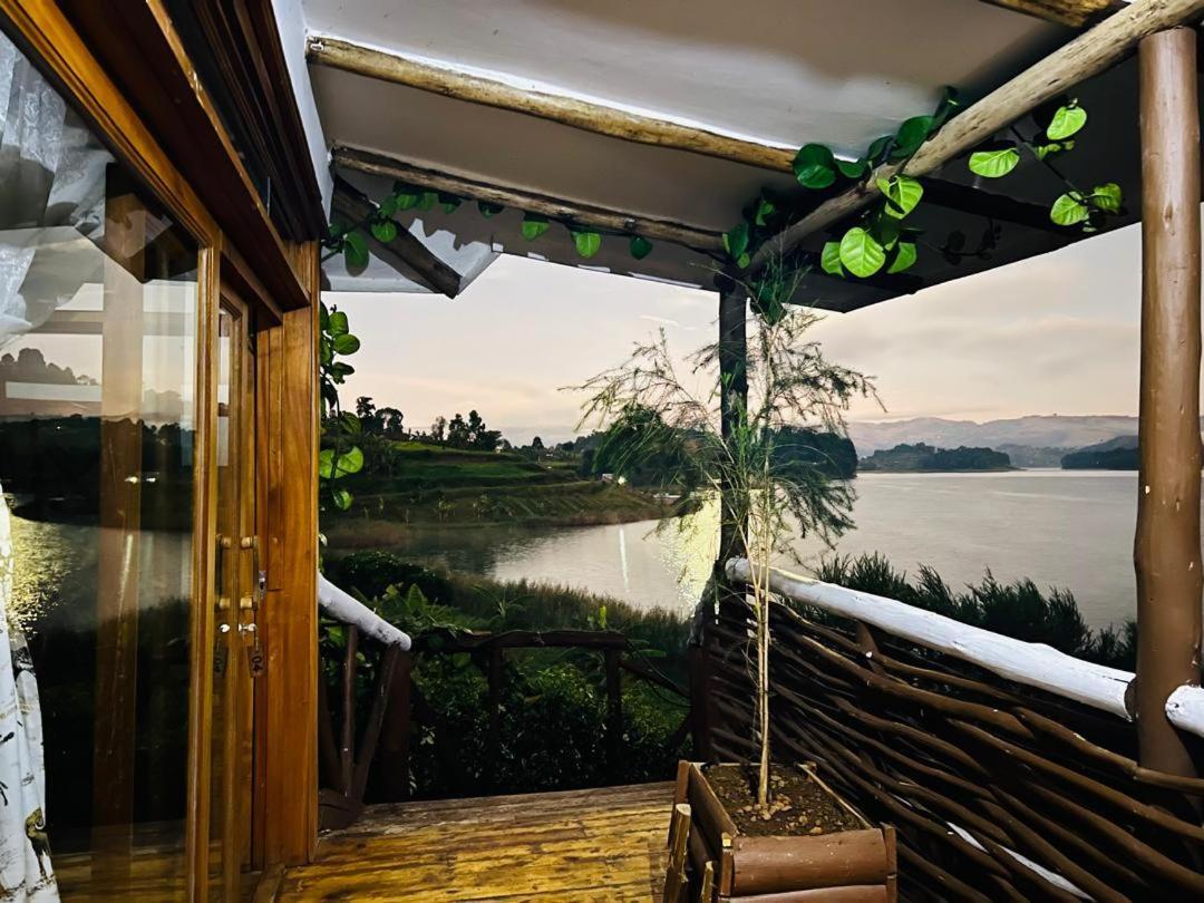 Lake Bunyonyi Rock Resort Kabale Exterior foto